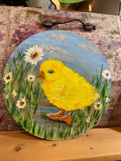 Acrylic painting on a wood round of a baby chick. Easter Chick Painting, Easter Acrylic Painting Easy, Easter Acrylic Painting, Chick Painting, Chicken Paintings, Holiday Crafts Decorations, Farm Animal Paintings, Easter Paintings, April Easter