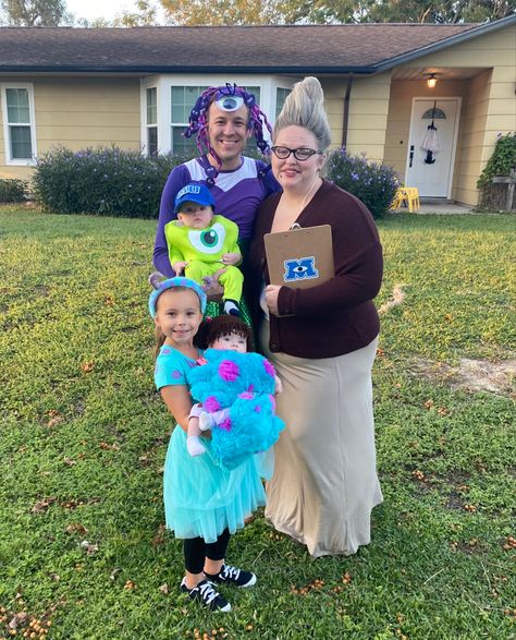 Monsters inc. costume Roz Monsters Inc Family Halloween Costumes, Roz Monsters Inc Costume, Family Monsters Inc Costume, Monsters Inc Costumes Family, Diy Monsters Inc Costume Family, Monsters Inc Group Costume Diy, Monster Inc Costume Family, Randall Monsters Inc Costume, Monster Inc Halloween Costume