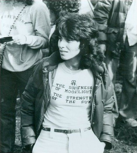 Vintage Lesbian, Venus Symbol, March On Washington, Gay History, Lgbt History, Lesbian Fashion, Gay Rights, Riot Grrrl, Manx