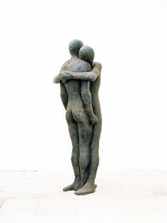 Hugging Sculpture, Hug Sculpture, Anthony Gormley, Couple Sculpture, Lampe Art Deco, Ceramic Sculpture Figurative, Human Sculpture, Antony Gormley, Sculpture Art Clay