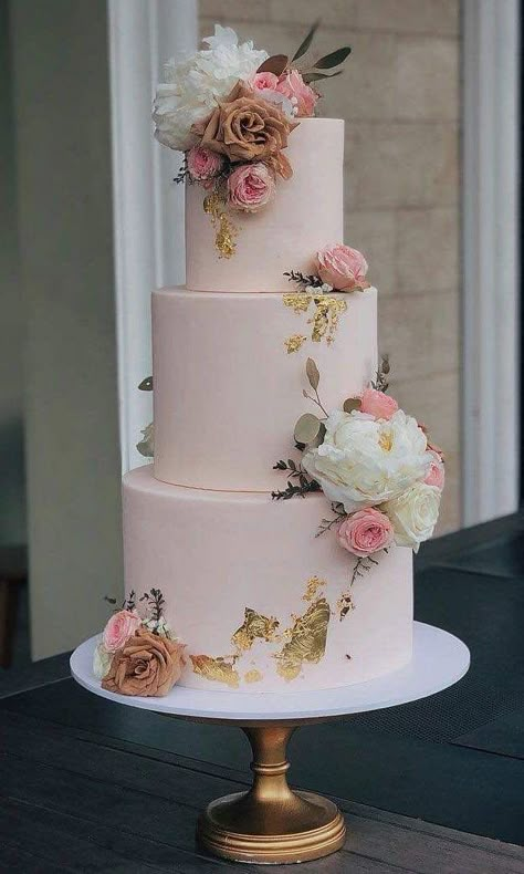 Most Beautiful Wedding Cakes, Tårta Design, Pretty Wedding Cakes, Quinceanera Cakes, Dream Wedding Cake, Floral Wedding Cakes, Buttercream Wedding Cake, Amazing Wedding Cakes, Simple Wedding Cake