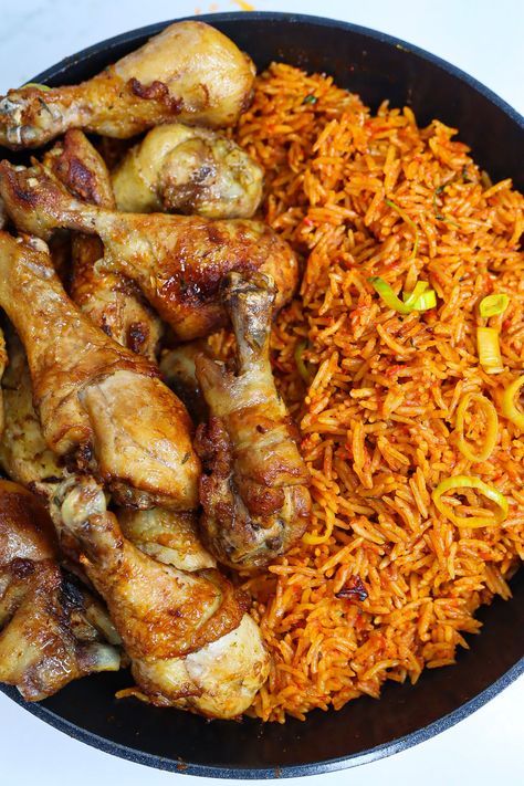 Nigerian Jollof Rice and Chicken Chicken Jollof Rice, Sierra Leone Jollof Rice, Quinoa Jollof, Jollof Rice And Chicken, Coconut Fried Rice, Naija Food, Nigerian Jollof Rice, Baked Lamb Chops, Whole Fish Recipes