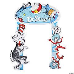 Play School Decor Ideas, Dr Seuss Photo Booth, Dr Seuss Graduation Party, Dr Seuss Room, Dr Suess Characters, Dr Seuss Preschool Activities, Doctor Suess Birthday, Grinch Ideas, Dr Seuss Preschool