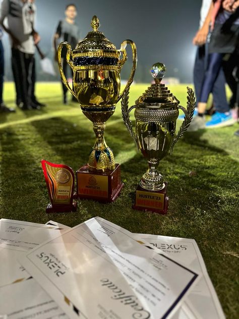 Trophy Aesthetic, Cricket Pictures, Cricket Trophy, Academic Manifestation, Football Guys, Football Medals, Face Blur, Football Trophy, Cricket Coaching