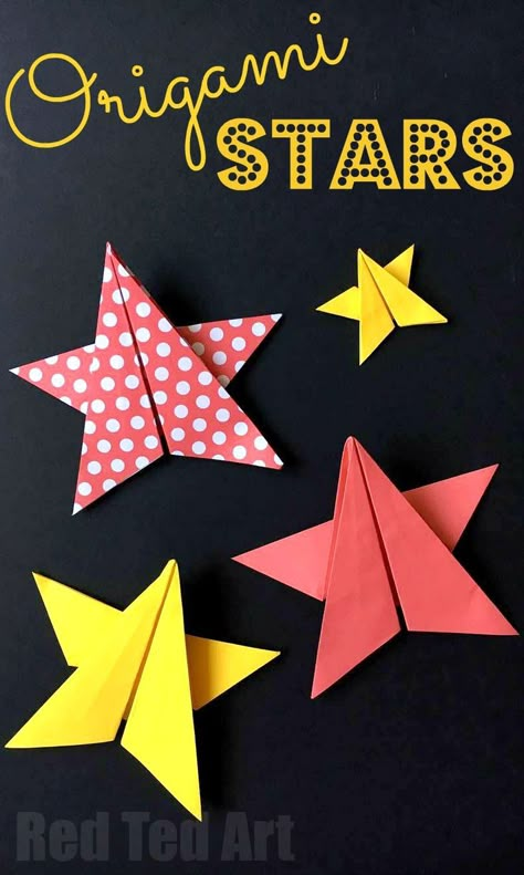 Easy Origami Stars. Love these paper stars. They are perfect for Christmas, New Years Eve or the 4th July. Quick and easy to learn! #Stars #starcraft #paperstars #newyearseve #diystars #origami #origamistar Easy Origami Star, Easy Origami For Kids, Origami For Kids, Origami Ball, Tutorial Origami, Origami Star, Folding Origami, Christmas Origami, Stars Craft