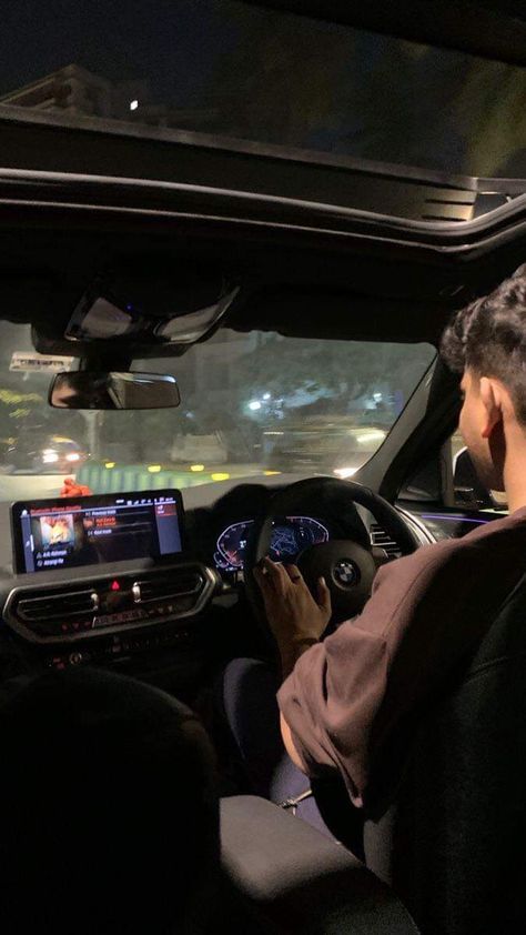 Man Driving Car Aesthetic Night, Car Driving Photography, Boy Driving Car, Car Snap Night, Car Insta Pics, Car Pics Instagram, Car Snapchat Stories, Car Driving Snap, Men Cars Photography