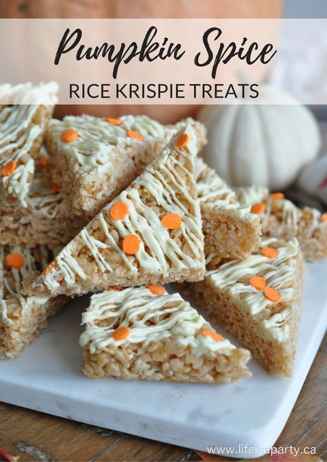 Pumpkin Spice Rice Krispie Treats: If you're a fan of all things pumpkin spice then you're sure to love this fall spin on the classic rice krispie treat. Pumpkin Spice Rice Krispie Treats, Holiday Rice, Caramel Treats, Spiced Rice, Krispie Treats Recipe, Krispy Treats, Krispies Treats, Cereal Treats, Fall Foods