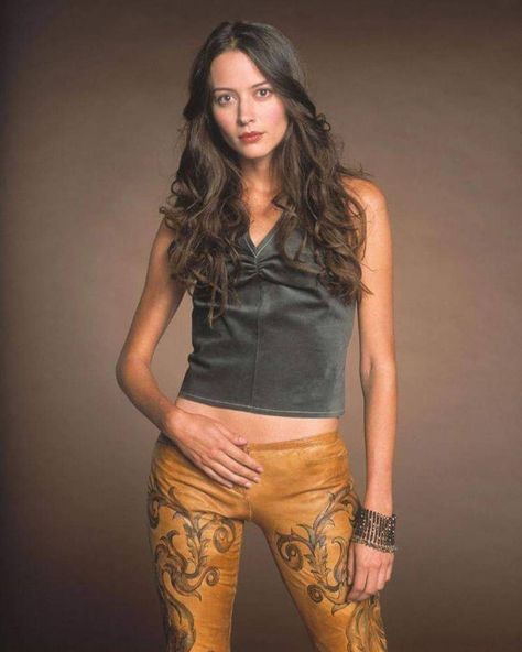 Amy Acker Fanpage on Instagram: “Year 2001 she is 25 years old 😯” Amy Acker, Karen Gillan, Person Of Interest, Star Party, Hallmark Movies, Black Tank Top, 25 Years Old, Black Tank, Photo Session