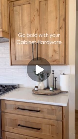 @HilltopHomestead | 📣Let’s talk cabinet hardware for a minute!   We chose a very bold bar pull style hardware for our doors and drawers. I wanted something... | Instagram Farmhouse Kitchen Cabinet Handles, Cabinets With Black Handles, Knotty Pine Cabinets, Natural Wood Cabinets, Farmhouse Kitchen Cabinet, Wood Kitchen Cabinet, Pine Cabinets, Cabinets Doors, Rustic Kitchen Cabinets