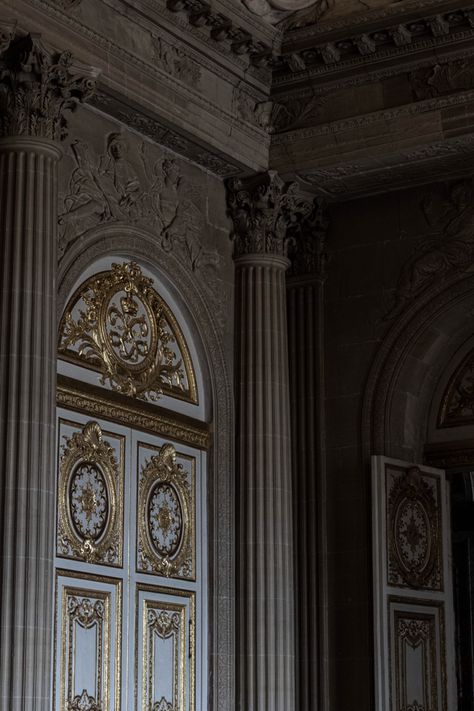 Gold And Grey Aesthetic, Gray And Gold Aesthetic, Grey Gold Aesthetic, Grey And Gold Aesthetic, Silver And Gold Aesthetic, Versailles Aesthetic, Aesthetic Gold, Silver Theme, Cream Aesthetic