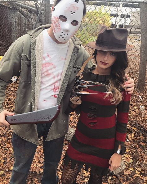 Freddy VS Jason #CouplesCostume Jason Halloween Costume, Best Halloween Costumes For Couples, Cool Couple Halloween Costumes, Scary Couples Halloween Costumes, Freddy Vs Jason, Character Halloween Costumes, Costumes For Couples, Horror Halloween Costumes, Movie Halloween Costumes