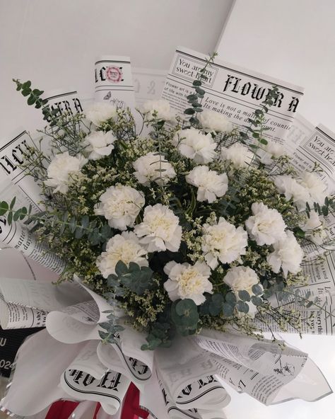 21pcs White Carnation Bouquet 😍 WHITE for purity, loyalty, and eternal love 🤍 21 for 21 years of LOVE 🤍 Happy 21st Wedding Anniversary, sir William and ma'am Chariss! ♥️🤍♥️🤍 Thank you sooo much, sir William, for always trusting us! 🫰😊 #CarnationBouquet #Anniversary #AnniversarySurprise #GiftIdea #RushOrder #RepeatCustomer #GiantBouquet #SurpriseMeNowCebu White Carnations Wedding Bouquet, Tulips And Carnations Bouquet, White Carnation Bouquet Wedding, Wedding Flowers Carnations, Happy 21st Wedding Anniversary, White Carnations Wedding, Carnation Bouquet Wedding, Classy Wedding Bouquet, Carnation Bouquets