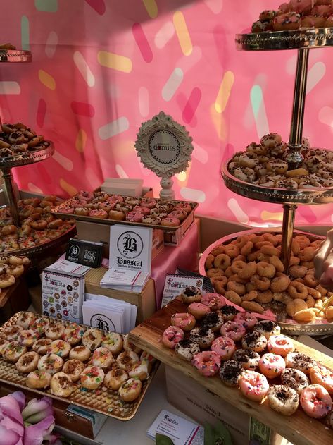 A selection of Miss Mini Donuts at the Bosscat Kitchen + Libation display. Mini Donut Display Dessert Tables, Mini Donut Display Ideas, Mini Donut Wedding Display, Mini Donut Display, 21st Ideas, Donut Display, Wine And Food Festival, Wedding Food Drink, Wedding Donuts