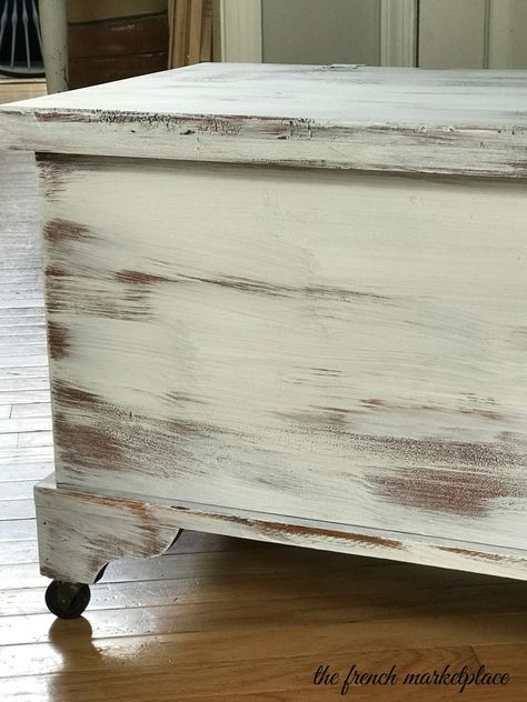 DIY Cedar Chest Makeover – The French Marketplace Diy Cedar Chest, Cedar Chest Makeover, Painted Cedar Chest, Rocking Chair Makeover, Trunk Makeover, Chest Makeover, Distressed Furniture Diy, Chalk Paint Makeover, Chest Ideas