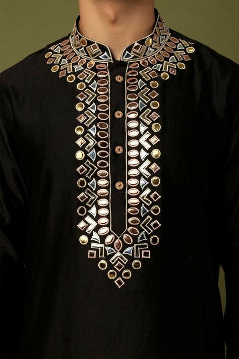 Kurta Designs Men's, Man Dress Design, Stylish Men Wear, Black Kurta, Stylish Shirts Men, Gents Kurta Design, Off White Pants, White Pant, Embroidery Fashion Detail