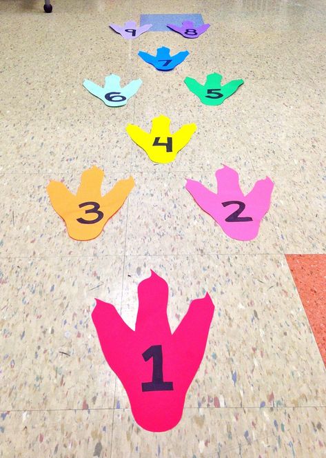 Dino Hopscotch, Dinosaur Hopscotch, Dinosaur Ideas For Preschool, Dinosaur Stem Activities Preschool, Dinosaur Art Ideas, Dinosaur Activity Preschool, Dinosaur Science Activities, Dinosaur Math Activities Preschool, Dino Crafts Toddlers