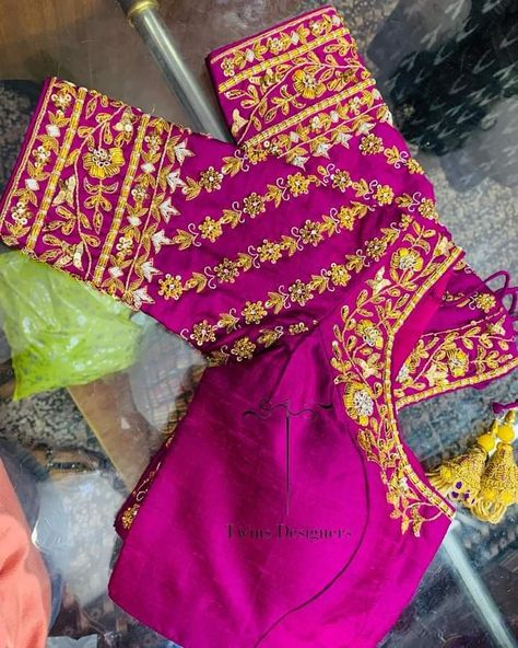 Mirror Lengha, Red Blouse Design, Green Blouse Designs, Maggam Designs, Magam Work, Blue Blouse Designs, Maggam Blouse, Latest Bridal Blouse Designs, Latest Blouse Designs Pattern