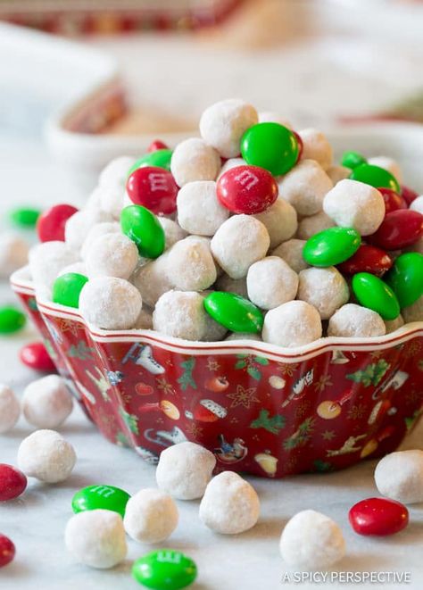 Snowball Party, Best Christmas Candy, Kix Cereal, Christmas Snack Mix, Party Mix Recipe, Christmas Yummies, Kid Recipes, Snack Mixes, Cereal Treats