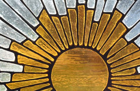 If I ever get back into stained glass... Stained Glass Sun Rays, Sun Stained Glass Pattern, Stained Glass Sun, Sunburst Pattern, Womp Womp, Room Aesthetics, Stained Glass Pattern, Glass Pattern, Stained Glass Window