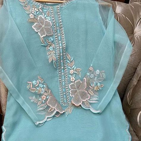 Mashin Work, Long Kurti Patterns, Cutwork Dress, Modest Casual, Embroidery Dresses, Embroidery Fashion Detail, Embroidery Boutique, Breakup Picture, Fancy Shirt