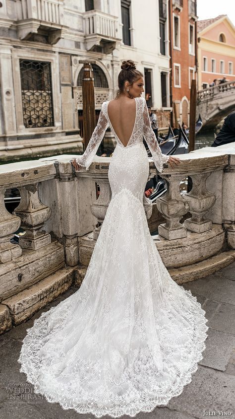 Halter Top Wedding Dress, Julie Vino Wedding Dress, Autumn Bride, Wedding Dresses 2018, Fit And Flare Wedding Dress, White Wedding Dress, Top Wedding Dresses, Backless Wedding, Dresses Mermaid