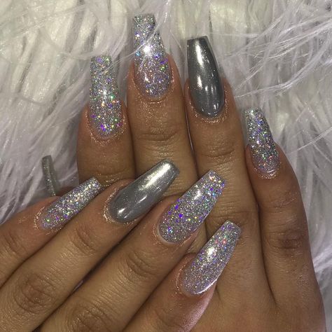 Christmas Manicure, Holiday Nail, Nail Blog, Chrome Powder, Creative Nail Designs, Party Nails, Hair Wedding, Festival Nails, Silver Nails