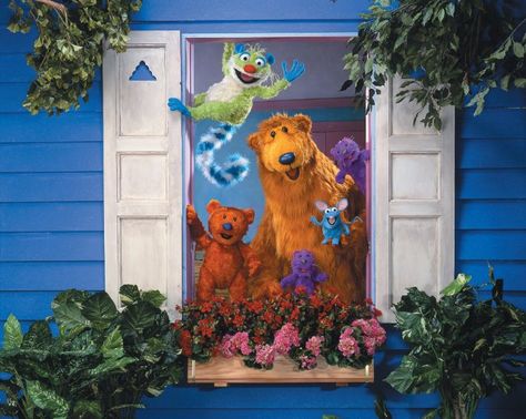 Big Blue House, The Big Blue, Disney Bear, Disney Wiki, Childhood Tv Shows, House Cake, Architecture Model Making, Never Grow Up, Sweetie Pie