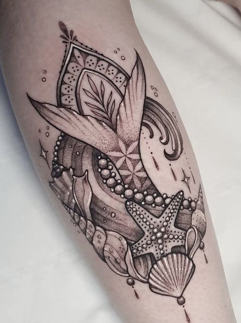 Feminine Pirate Tattoo, Seashell Wrist Tattoo, Mermaid Forearm Tattoo, Feminine Ocean Tattoos, Mermaid Foot Tattoo, Oceans Tattoo, Mermaid Tattoo Sleeve, Left Tattoo, Tattoo Bein Frau