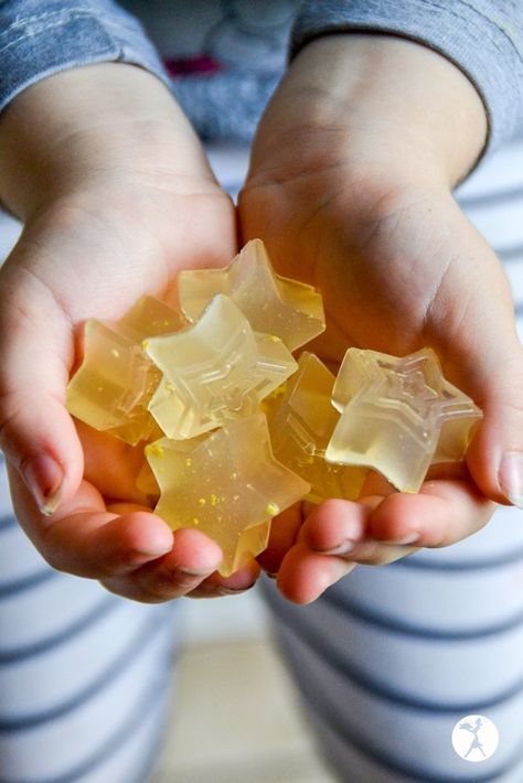 Healing Ginger Lemon Gummies :: paleo, GAPS, with low-carb option Lemon Gummies, Healthy Gummies, Homemade Fruit Snacks, Homemade Gummies, Ginger Chews, Gummies Recipe, Gelatin Recipes, Gaps Diet, Candy Recipes Homemade