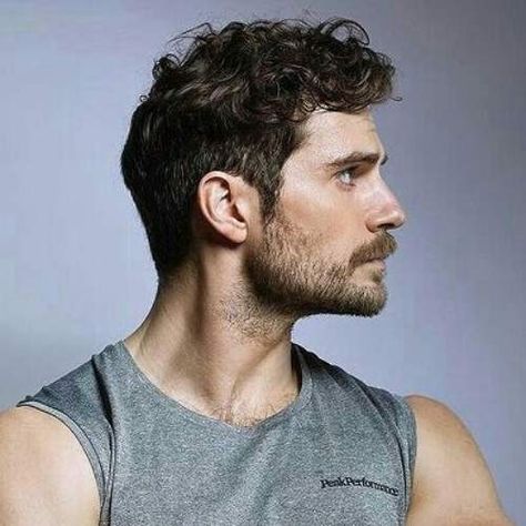 Henry Cavill Haircut, Superman Haircut, Fine Hair Men, Men's Curly Hairstyles, Male Haircuts Curly, Mens Hairstyles Curly, S Haircut, Beard Haircut, Haircut Curly Hair