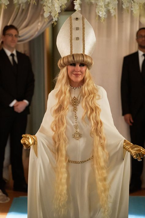 Schitt's Creek: The Outfits at David and Patrick's Wedding Deserve Your Undivided Attention Pope Costume, Tom Ford Boots, Rose Costume, Moira Rose, Creek Wedding, Catherine O'hara, David Rose, Weddings By Color, Schitts Creek