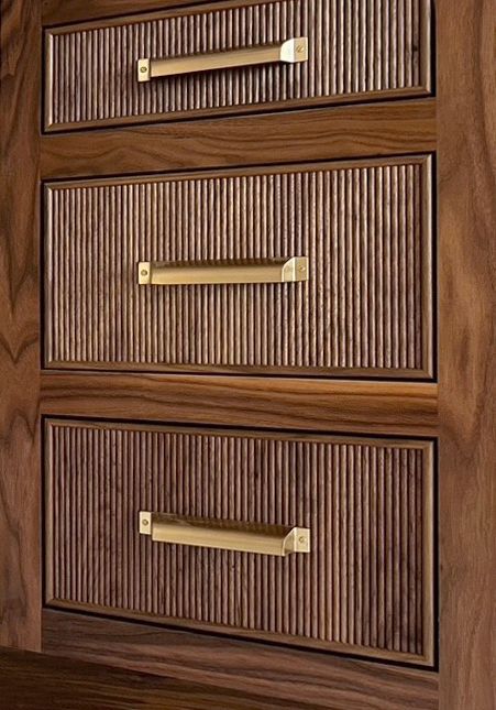 Reeded Wood Kitchen Cabinets, Reeded Kitchen Cabinets, Cabinet Styles Doors, Walnut Millwork, Reeded Cabinets, Reeded Island, Cabinet Fronts Styles, Fluted Kitchen Island, Fluted Drawer Fronts