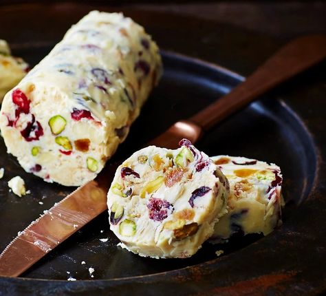 Chocolate Salami Recipe, Chocolate Salami, Salami Recipes, Food Tourism, Xmas Food, Christmas Cooking, Candy Recipes, Food Gifts, Christmas Baking