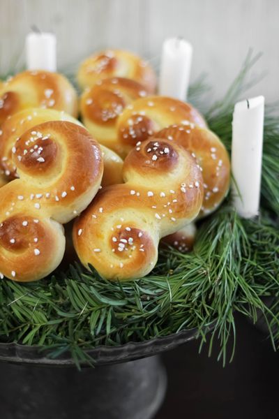 Lucia Buns Recipe, Swedish Buns, St Lucia Buns, Spiral Cookies, Saffron Buns, Holiday Bread, Christmas Bread, Buns Recipe, Butter Milk