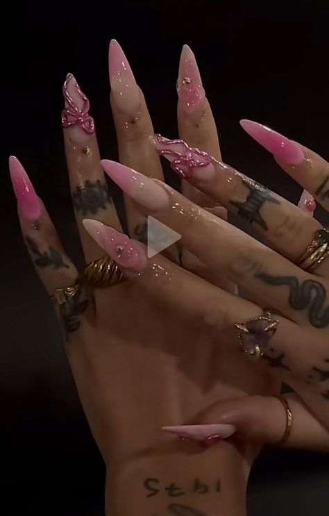 Stilleto Nail Art Ideas, Kirah Ominique Nails, Kali Uchis Inspired Nails, Pink Stiletto Nails Designs, Taurus Nails Designs, Nails Ideas Stiletto, Stiletto Acrylic Nails, Exotic Nails, Long Acrylic Nails Coffin