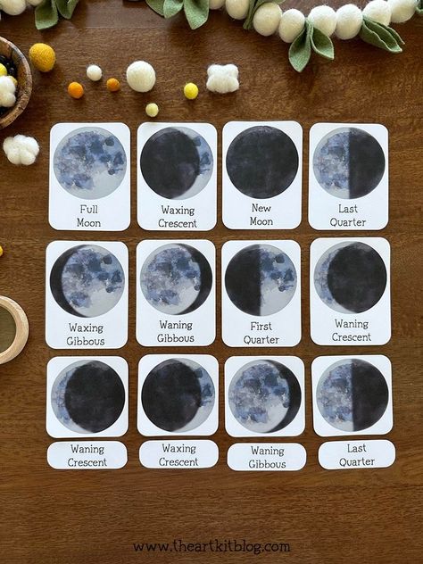 Moon Phases Montessori, Moon Phases Kindergarten, Moon Phases Preschool Activities, Reggio Moon Activities, Moon Phase Cookies, Moon Phases For Preschoolers, Preschool Moon Phases, Moon Phases Preschool, Moon Phases Project Middle School