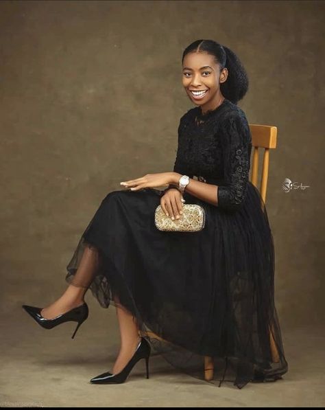 Full Black Outfit Classy, Black Outfit Classy, Christian Dress, Full Black Outfit, Cute Professional Outfits, Mon Dressing, Attractive Dresses, Church Attire, African Prom Dresses