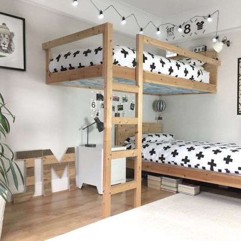 Street Bedroom, Small Kids Room, Bunk Bed Designs, Boy Bedroom Design, Shared Room, Kids Bunk Beds, Chic Living, Boy Bedroom, Boys Bedroom