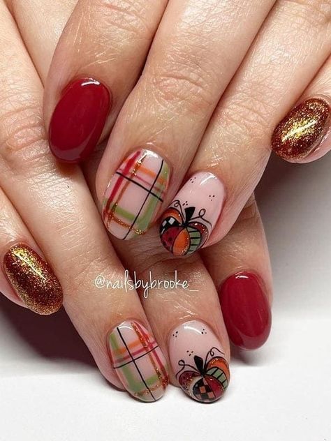 Fall 2023 Nail Designs, Fall Gnome Nail Art, Thanksgiving Day Nails, Thanksgiving Gnome Nails, Fall Gnome Nail Designs, Thanksgiving Nail Designs Gel, Fall Gnome Nails, Cute Thanksgiving Nail Designs, Scarecrow Nails Designs