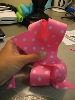 Window Crafts, Hair Bow Tutorial, Bows Diy Ribbon, Diy Bows, Mouse Party, Bow Tutorial, Boutique Hair Bows, Boutique Bows, Making Hair Bows