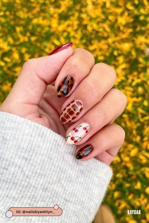 There's a reason why fall is everyone's favorite. From cooler wheather to better fashion, the season is undeniably special. If you're looking for an autumn nail inspo, here's 14 looks to pull from. #fallnails #fallnailsideas Nail Designs Cherry, Autumn Nail Inspo, Tortoiseshell Nails, Gel Nail Ideas, Better Fashion, Nail Picking, Blooming Gel, Autumn Nail, November Nails