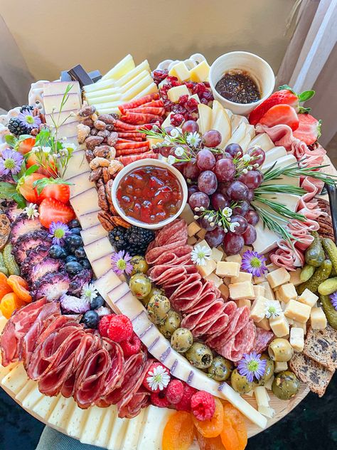 Spring Cheese Board Ideas, Bright Charcuterie Board, Spring Grazing Board, Whimsical Charcuterie Board, Spring Cheese Board, Princess Charcuterie Board, Charcuttery Boards, Charcuterie Board Spring, Spring Charcuterie Board Ideas