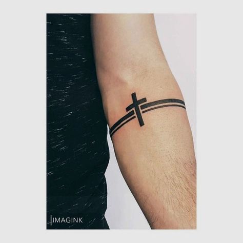 Cruz linea | Tatuagem bracelete masculino, Tatuagem de banda no pulso, Tatuagens pequenas para homens Cross Armband Tattoo, Tato 3d, Armband Tattoo Meaning, Tattoo Christian, Tattoo Armband, Herren Hand Tattoos, Band Tattoos For Men, Tattoo Band, Forearm Band Tattoos