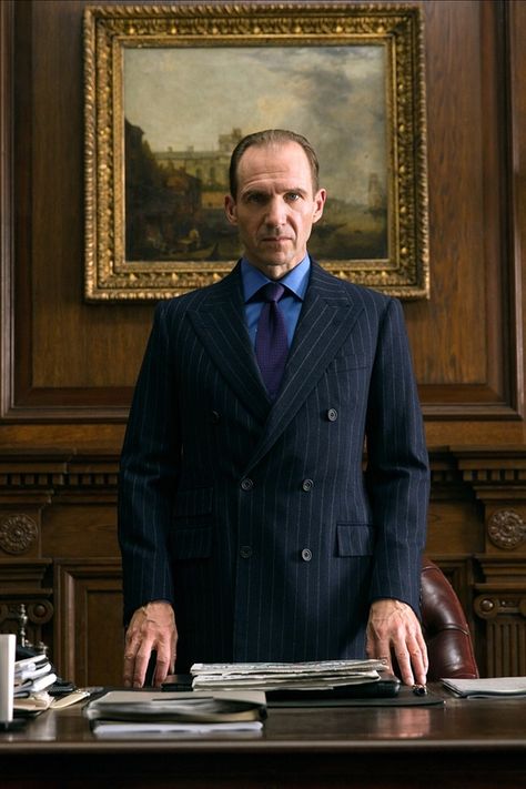 Fiennes as M in Spectre. Spectre Movie, James Bond Spectre, Rob Benedict, In Spectre, New James Bond, James Bond Girls, Jason Isaacs, Christoph Waltz, Fashion Reference