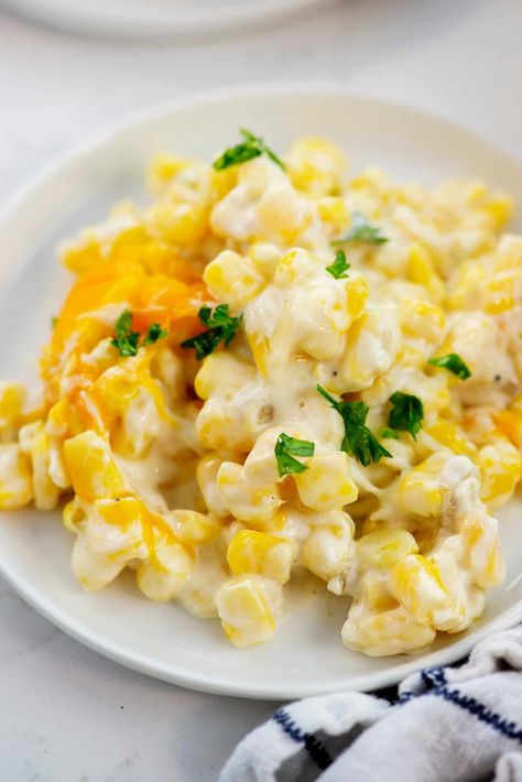 Cream Cheese Corn Casserole, Quick Casserole Recipes, Cheese Corn Casserole, Creamy Corn Casserole, Quick Casseroles, Cream Cheese Corn, Cornbread Salad, Cream Cheese Sauce, Cheese Corn