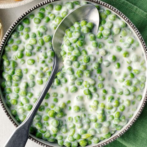 Creamed Peas Creamed Peas, Sweet Potato Biscuits, Peas Recipe, Easter Menu, Pea Recipes, Thanksgiving Sides, Super Easy Recipes, Sweet Peas, Vegetable Sides