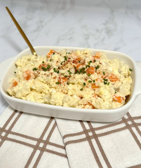 Ensalada de Papa (Puerto Rican Potato Salad) Puerto Rican Potato Salad, Latin Food Recipes, Puerto Rican Style, Puerto Rico Food, Boricua Recipes, Potato Salad Recipe, How To Cook Potatoes, Peeling Potatoes, Main Course Recipes