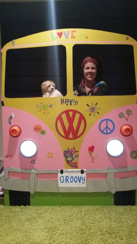 VW/Combi Van Photo Booth Hippie Carnaval, Anniversary Party Themes, Vw Bus Photo, Flower Power Party, Decades Party, Hippie Birthday Party, 30th Anniversary Parties, 70s Party Theme, 60s Theme