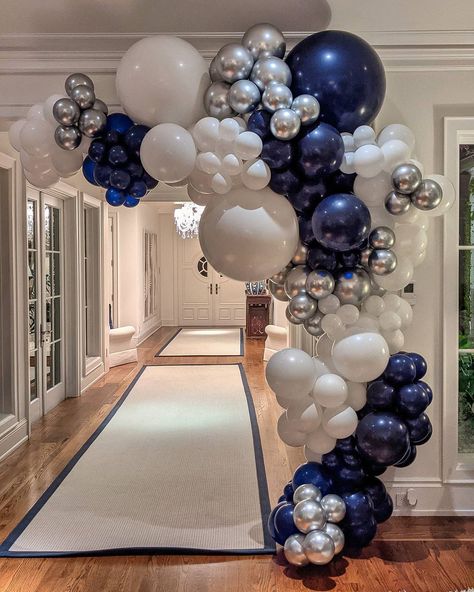 Cinderella Baby Shower, Balloons Galore, Sweet Sixteen Birthday Party Ideas, Lighted Centerpieces, Baby Boy 1st Birthday, Balloon Centerpieces, Balloon Columns, Blue Balloons, Balloon Decorations Party