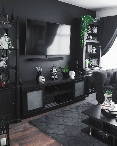 Having an accent room is a great way to make a statement in your home, and gothic living rooms are becoming more and more popular. We have collected over 30 of the coolest decor ideas for your dream gothic style living room. Goth Living Room, Gothic Living Room, Room Decoration Ideas, Dark Living Rooms, Aesthetic Living Room, Dark Home Decor, Black Living Room, Goth Home Decor, Dark Home